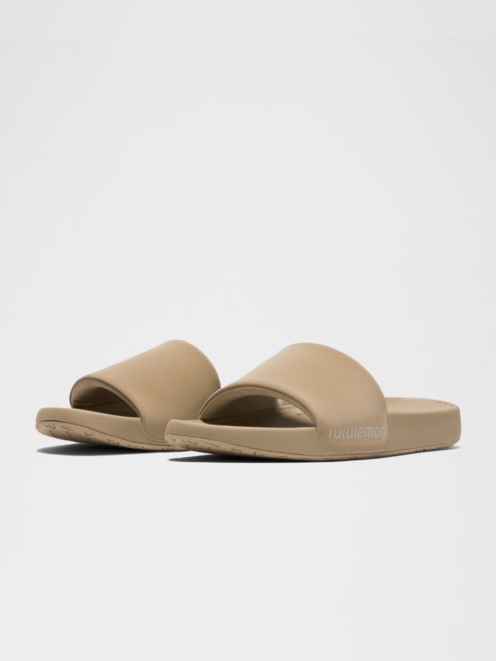 Lululemon Women’s Restfeel Slide in Oakwood Tan
